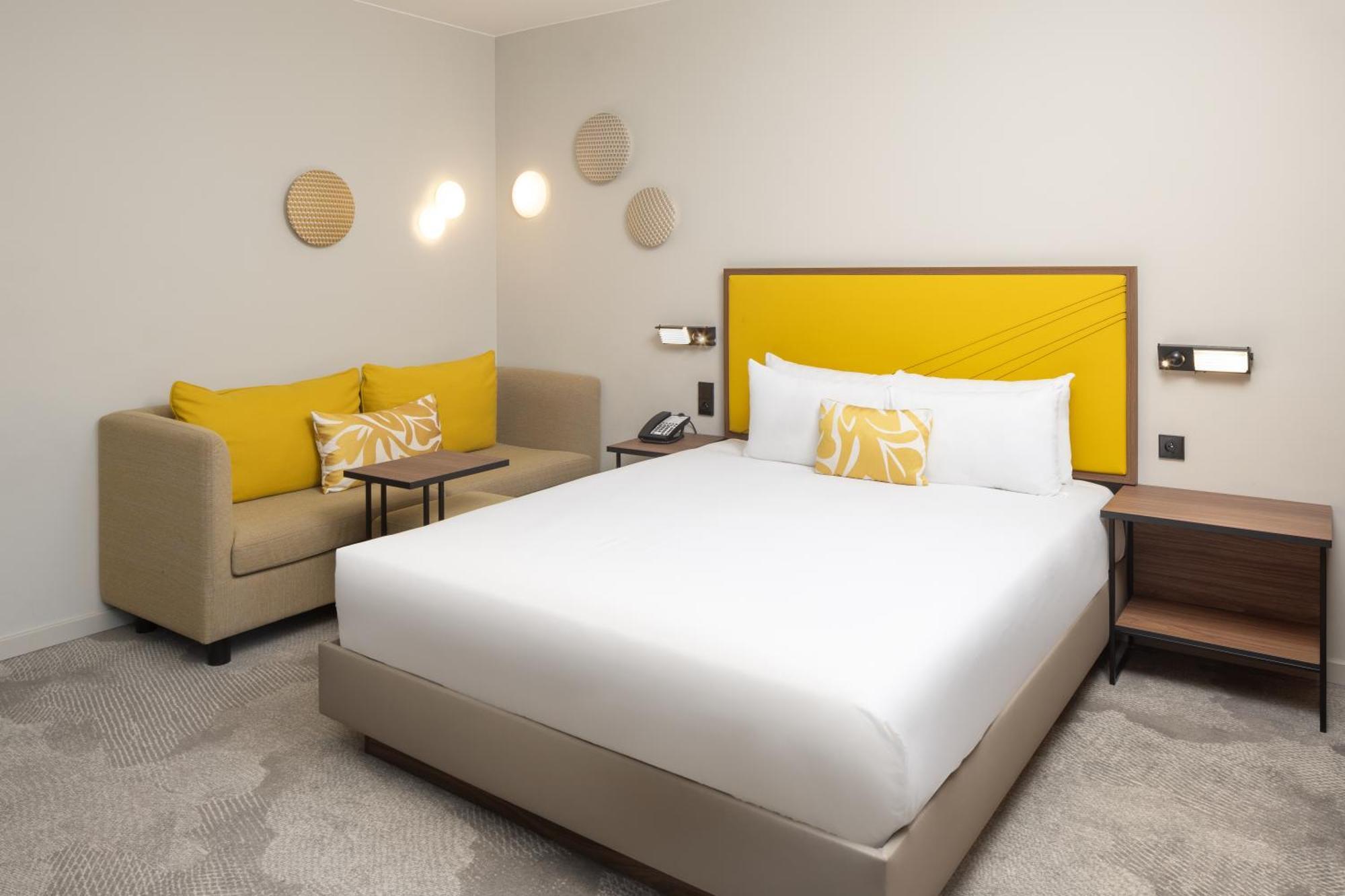 Hyatt Place Paris Charles De Gaulle Airport 4*