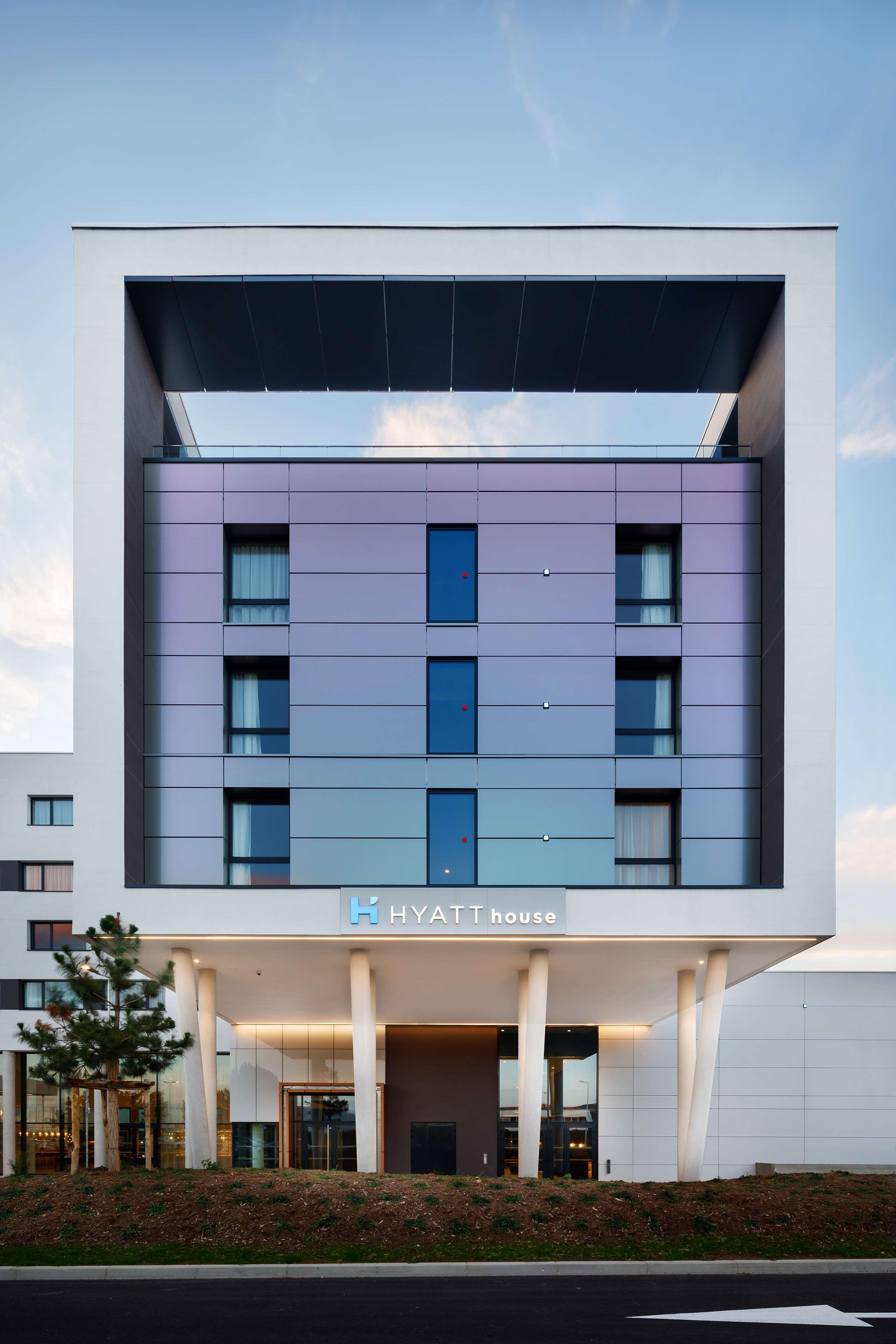 Hyatt Place Paris Charles De Gaulle Airport Hotel 4*