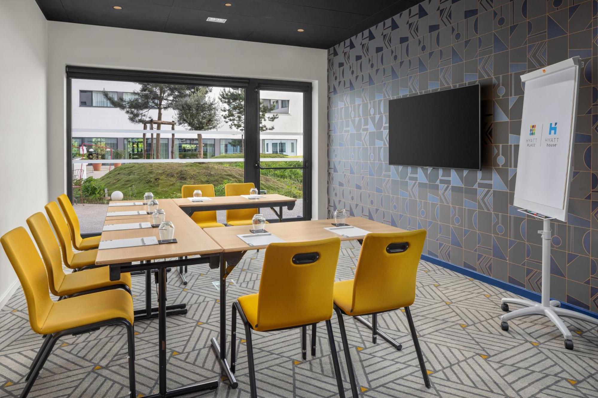 Hotel Hyatt Place Paris Charles De Gaulle Airport