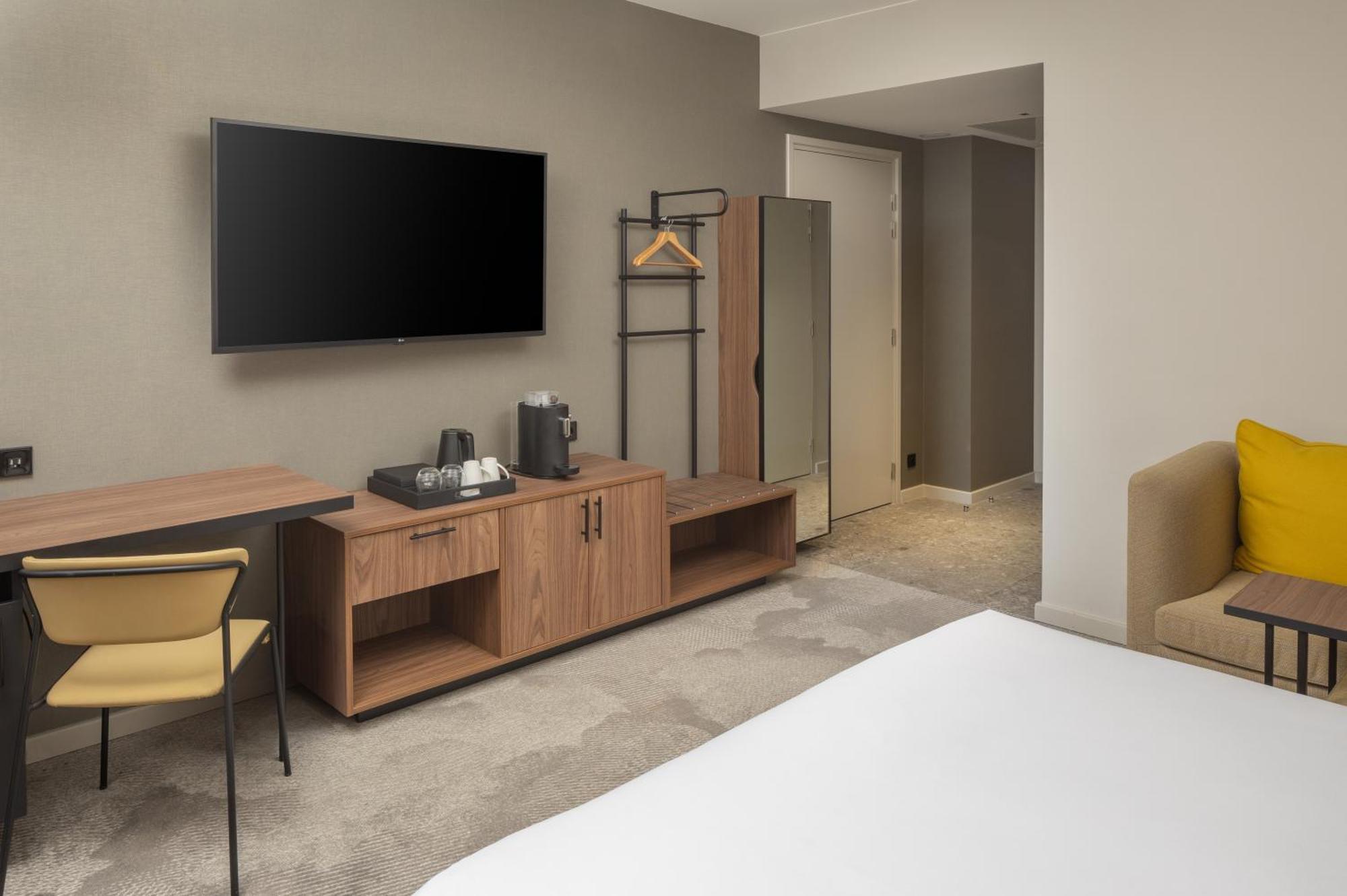 Hotel Hyatt Place Paris Charles De Gaulle Airport
